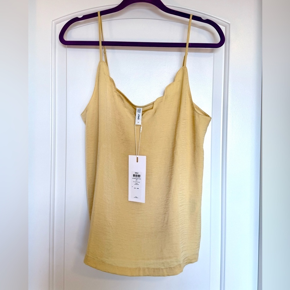 ONLY Debbie Camisole Top Y2K whimsigoth Festival Summer Clean Girl Chic Size 8
